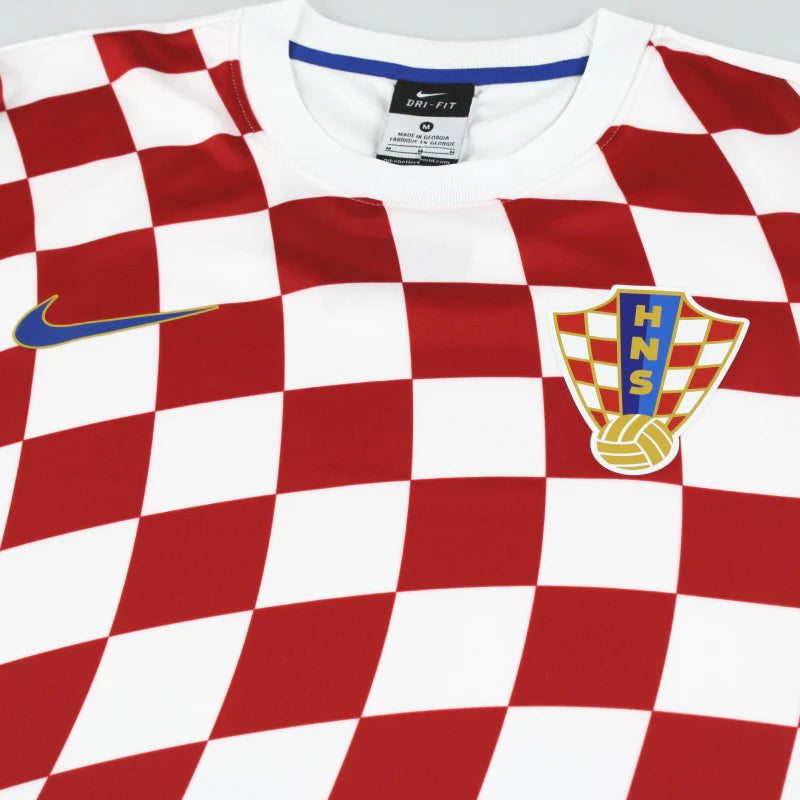 2016-18 Croatia Nike Basic Home Shirt