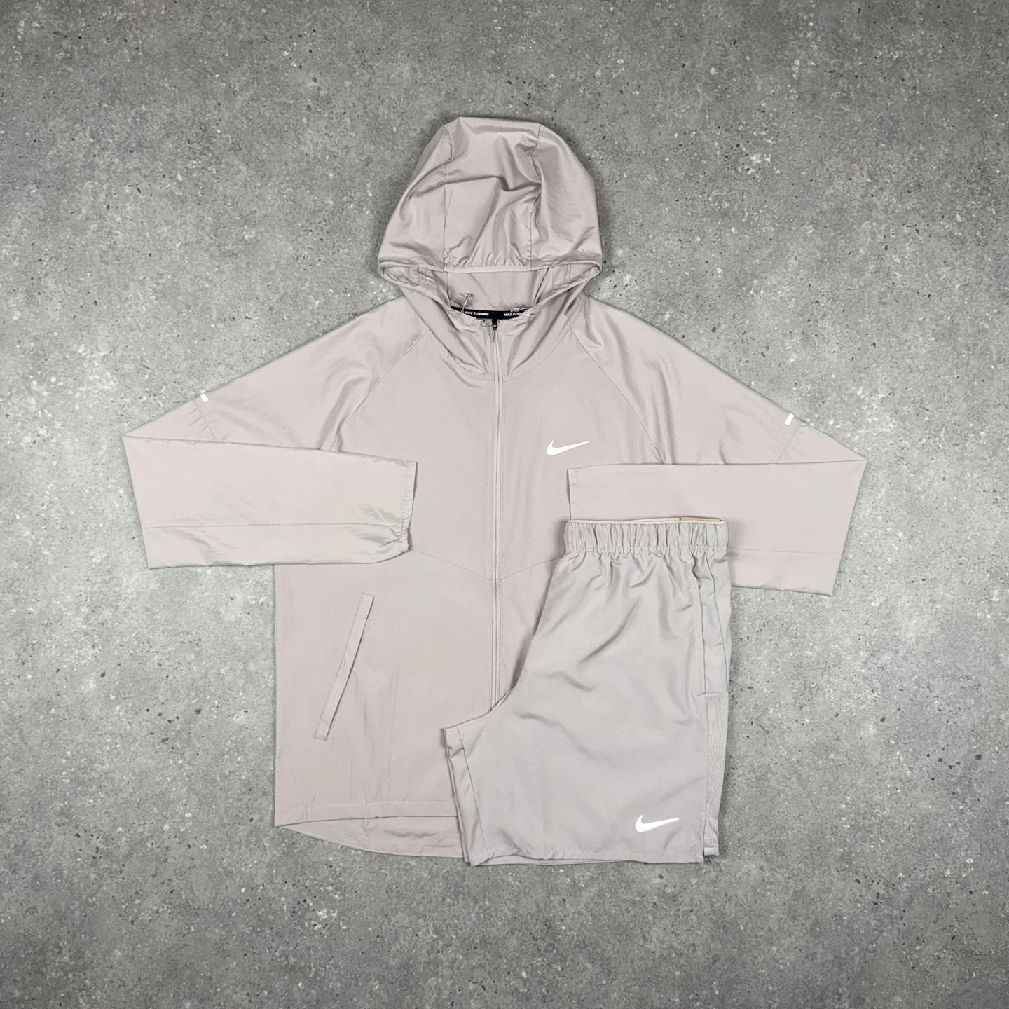NIKE REPEL WINDRUNNER SET CREAM
