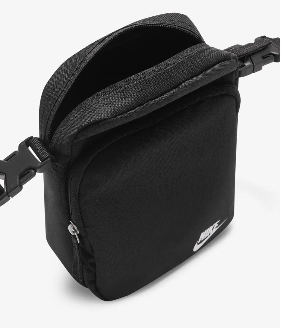 Nike Heritage Cross Body Bag